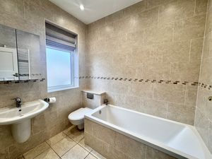 Photo 17- click for photo gallery